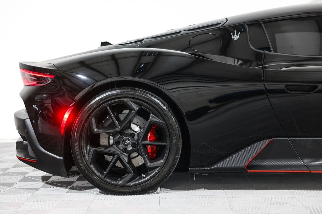 2022 Maserati MC20 - Image 2 of 26