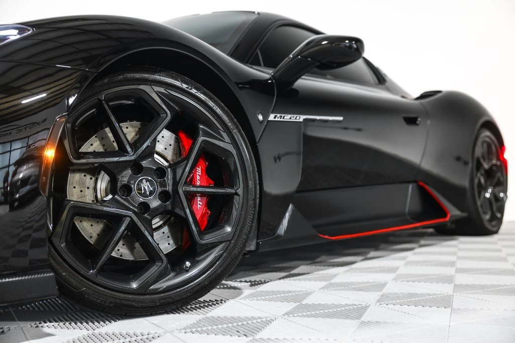 2022 Maserati MC20 - Image 12 of 26