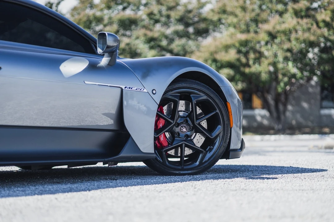 2022 Maserati MC20 - Image 12 of 12