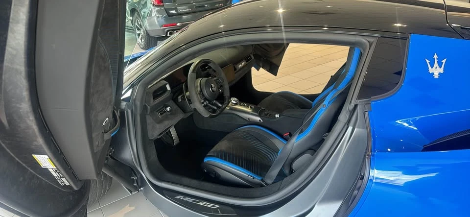 2022 Maserati MC20 - Image 11 of 19