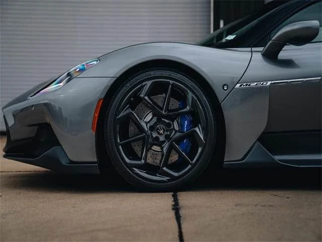 2022 Maserati MC20 - Image 11 of 17