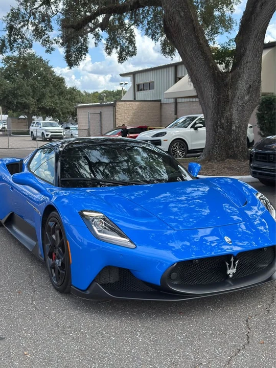 2022 Maserati MC20 - Image 2 of 7