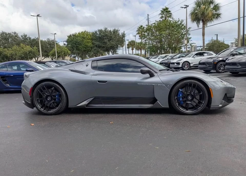 2022 Maserati MC20 - Image 3 of 13
