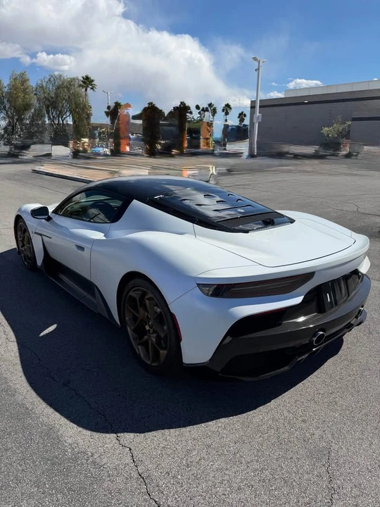 2022 Maserati MC20 - Image 7 of 10
