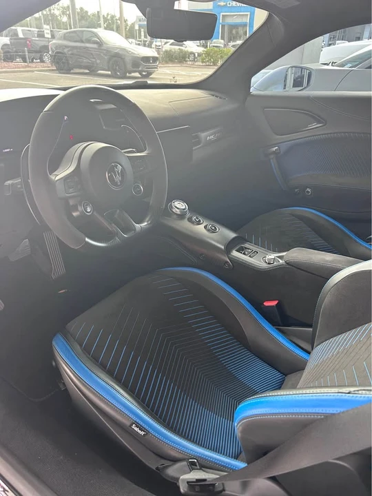 2022 Maserati - Image 5 of 6