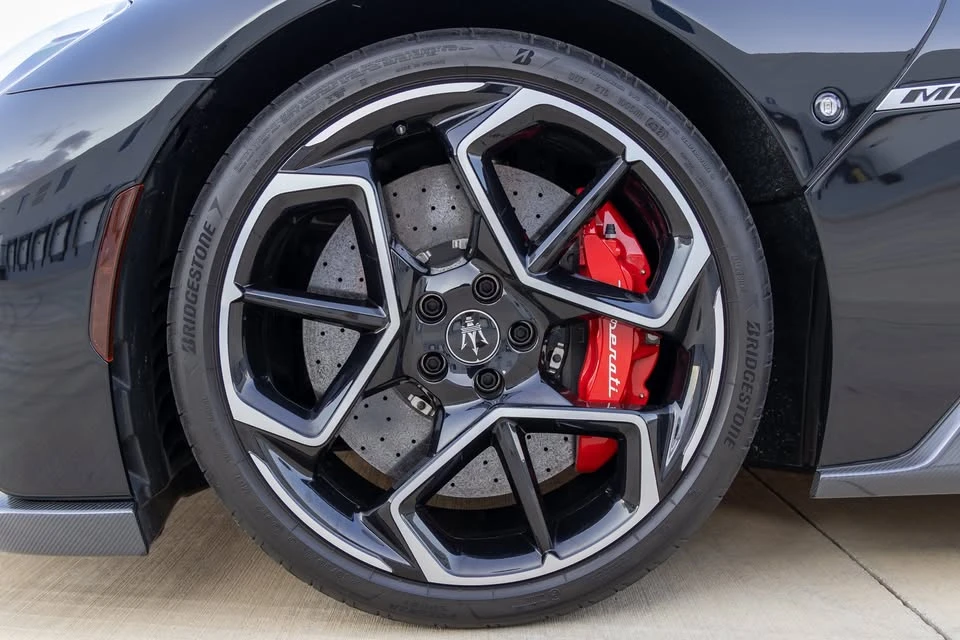 2022 Maserati MC20 - Image 10 of 20