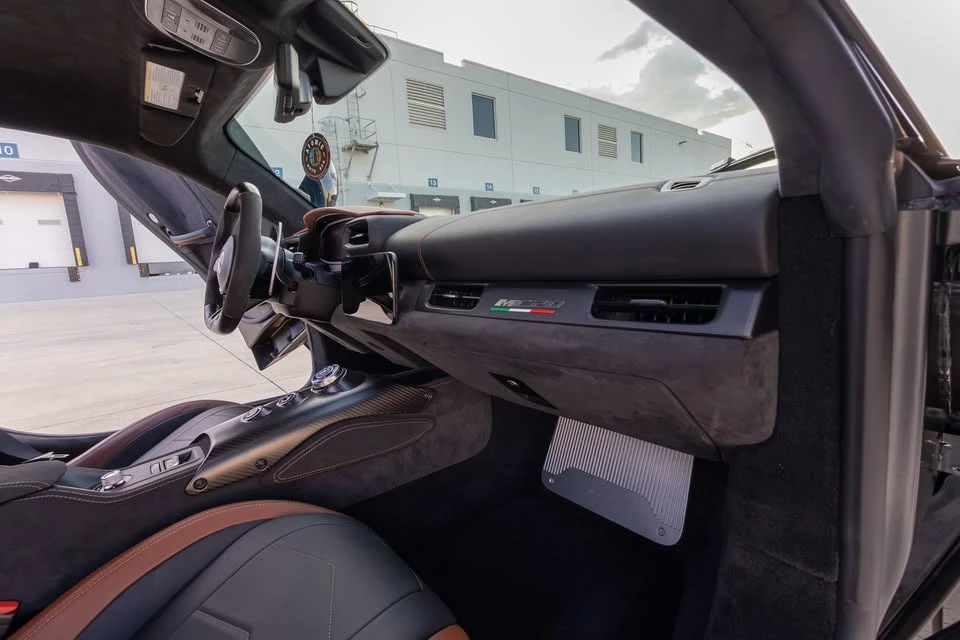 2022 Maserati MC20 - Image 15 of 20