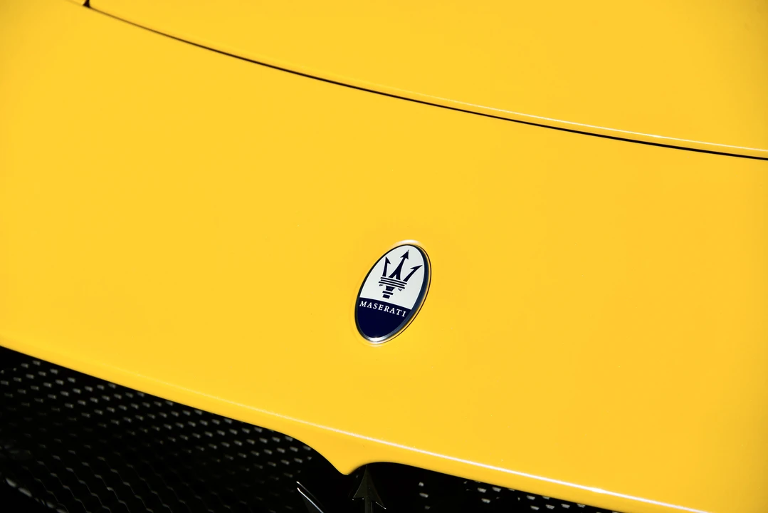 2022 Maserati MC20 - Image 28 of 31