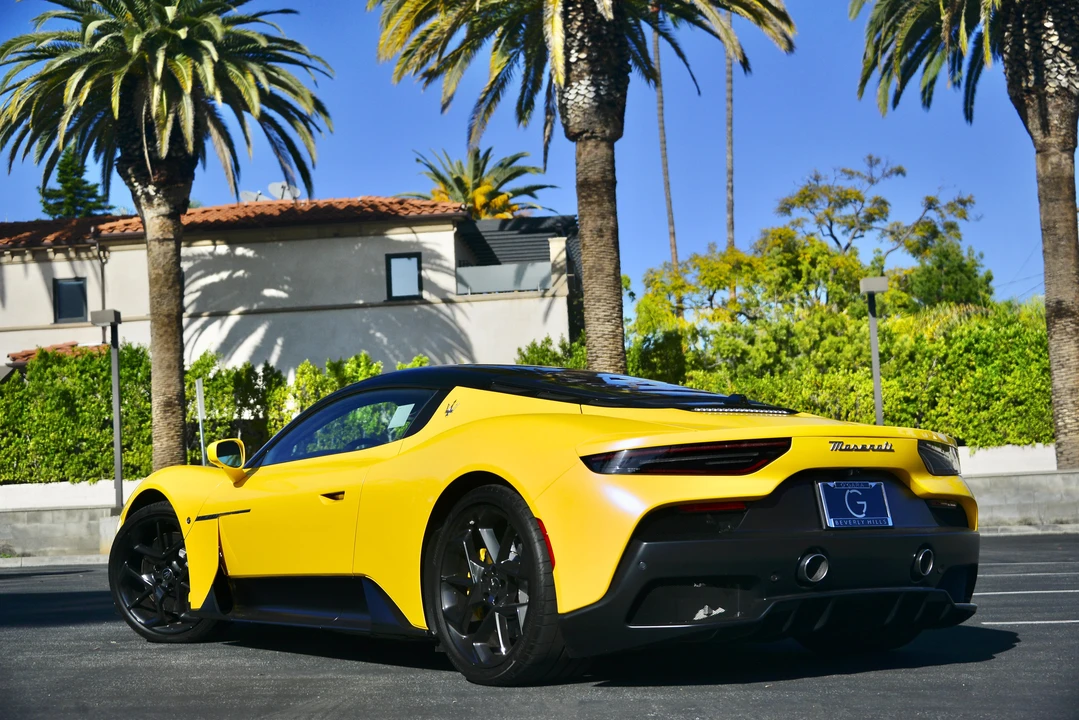2022 Maserati MC20 - Image 10 of 31