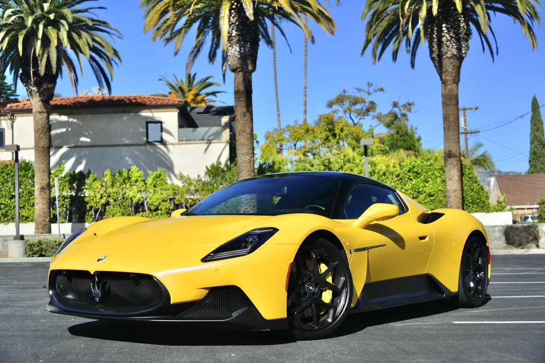 2022 Maserati MC20 - Image 9 of 31