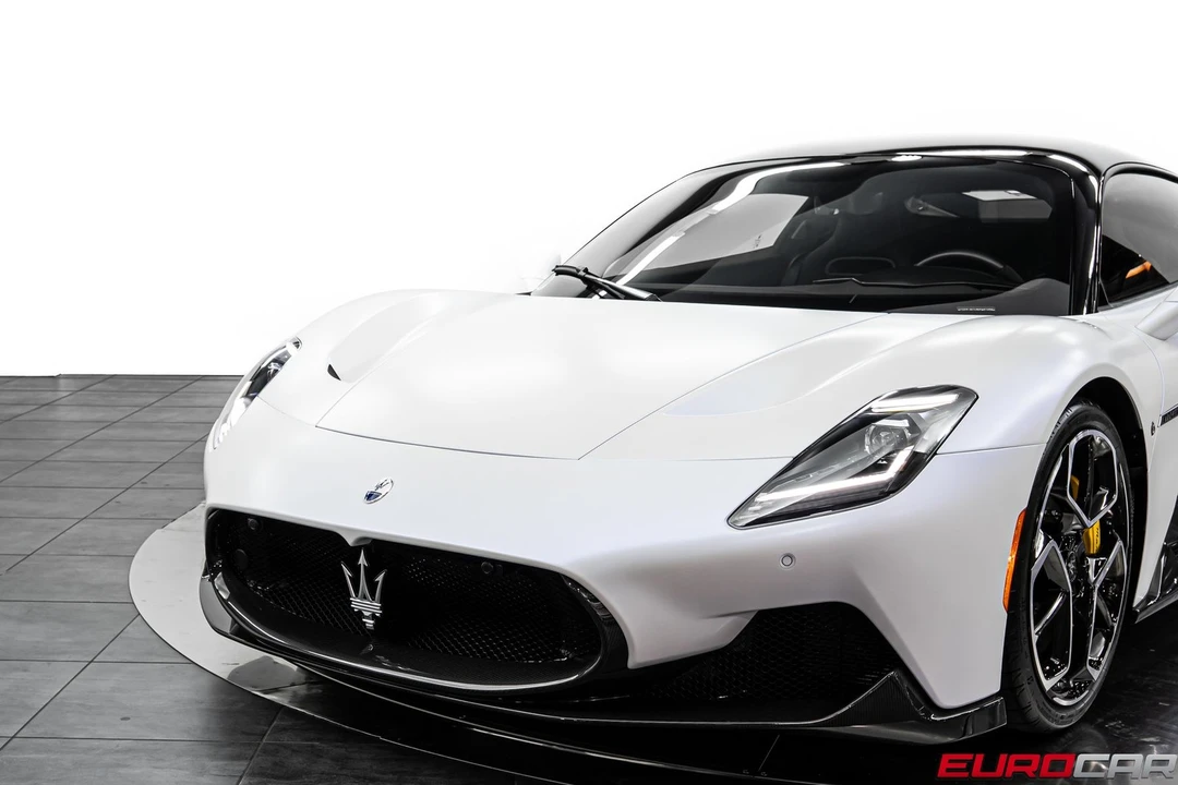 2022 Maserati MC20 - Image 17 of 31