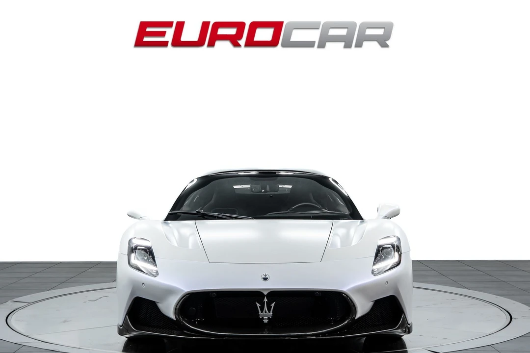 2022 Maserati MC20 - Image 8 of 31