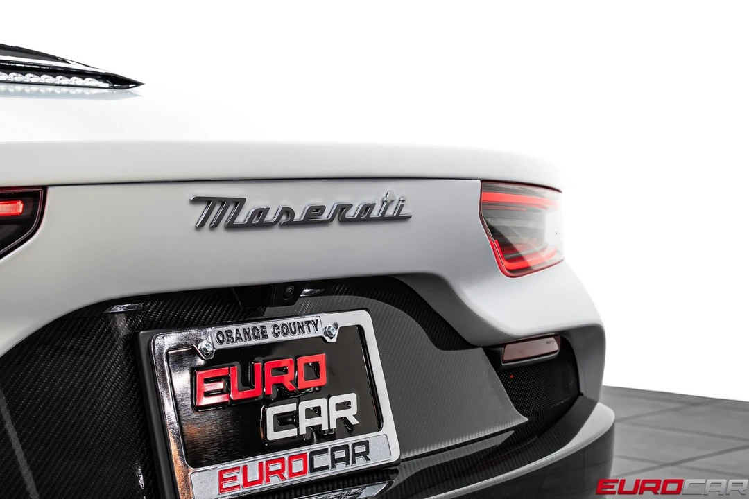2022 Maserati MC20 - Image 27 of 31