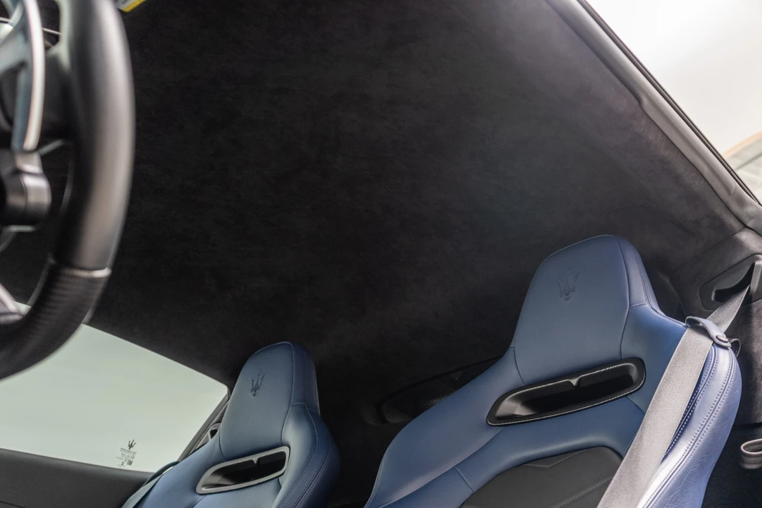 2022 Maserati MC20 - Image 17 of 21