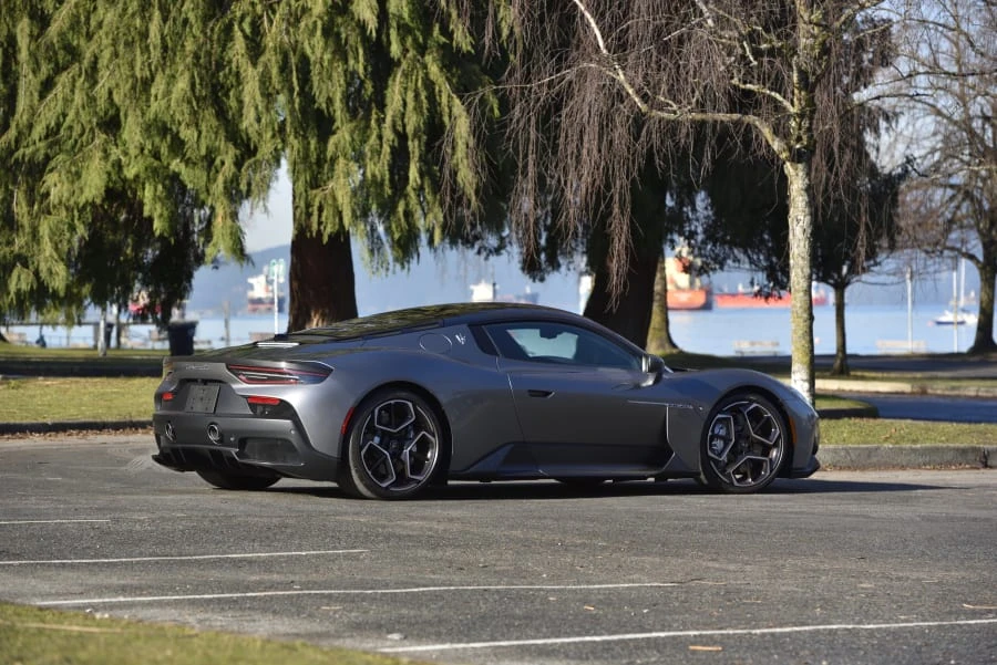 2022 Maserati MC20 - Image 22 of 31