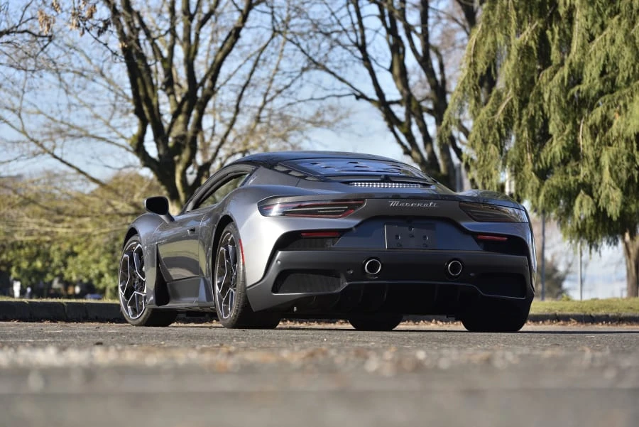 2022 Maserati MC20 - Image 3 of 31