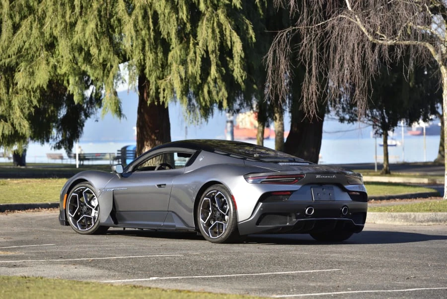 2022 Maserati MC20 - Image 16 of 31