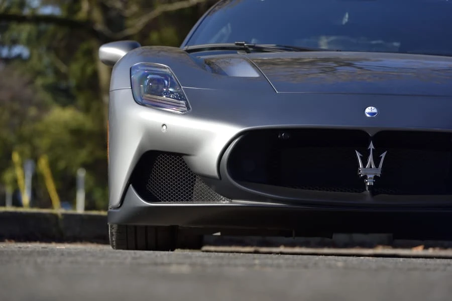 2022 Maserati MC20 - Image 13 of 31