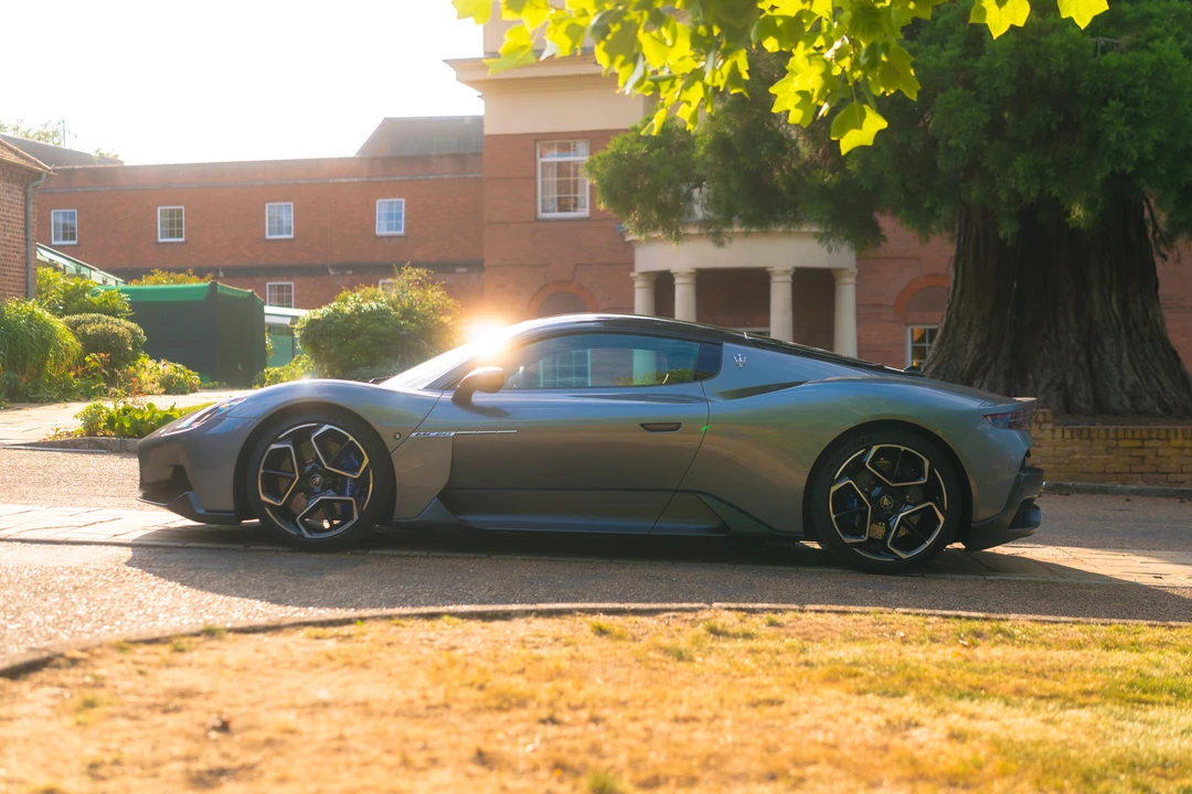 2022 Maserati MC20 - Image 4 of 31