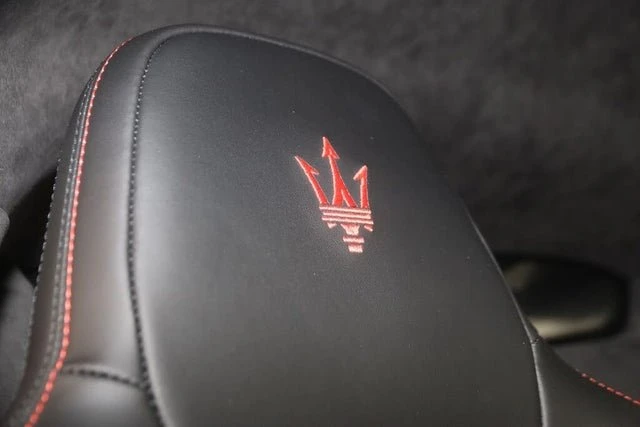 2022 Maserati MC20 - Image 17 of 20