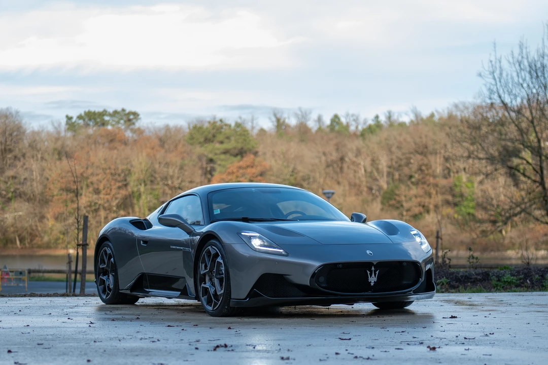 2021 Maserati MC20 - Image 28 of 31