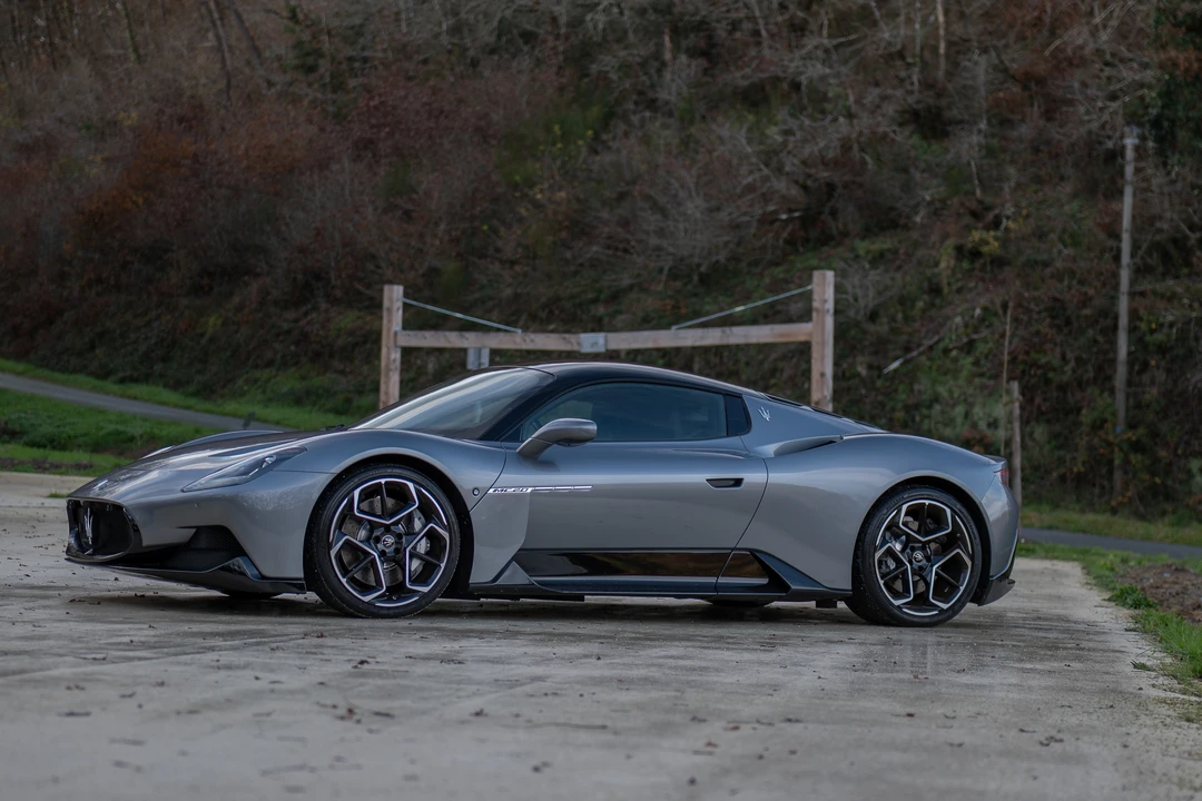 2021 Maserati MC20 - Image 4 of 31
