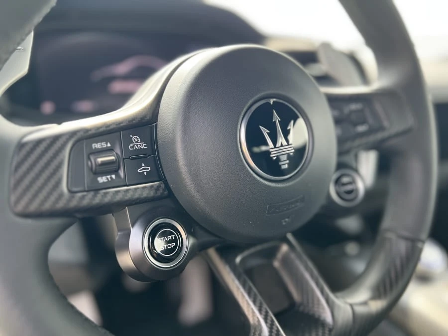 2022 Maserati MC20 - Image 15 of 26