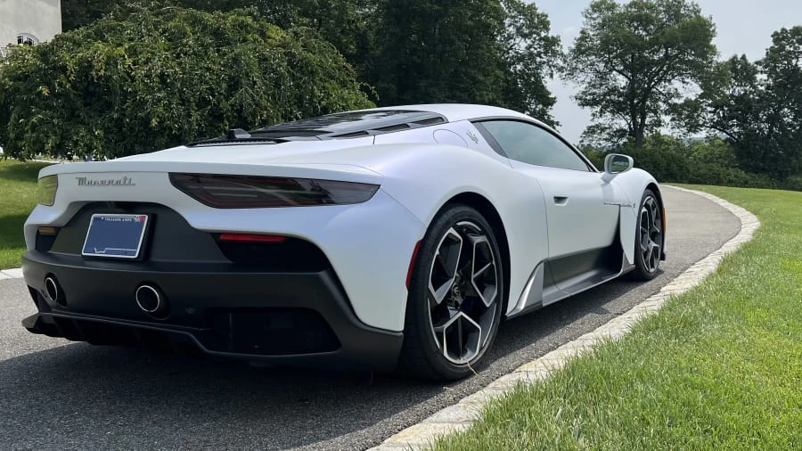 2022 Maserati MC20 - Image 7 of 26