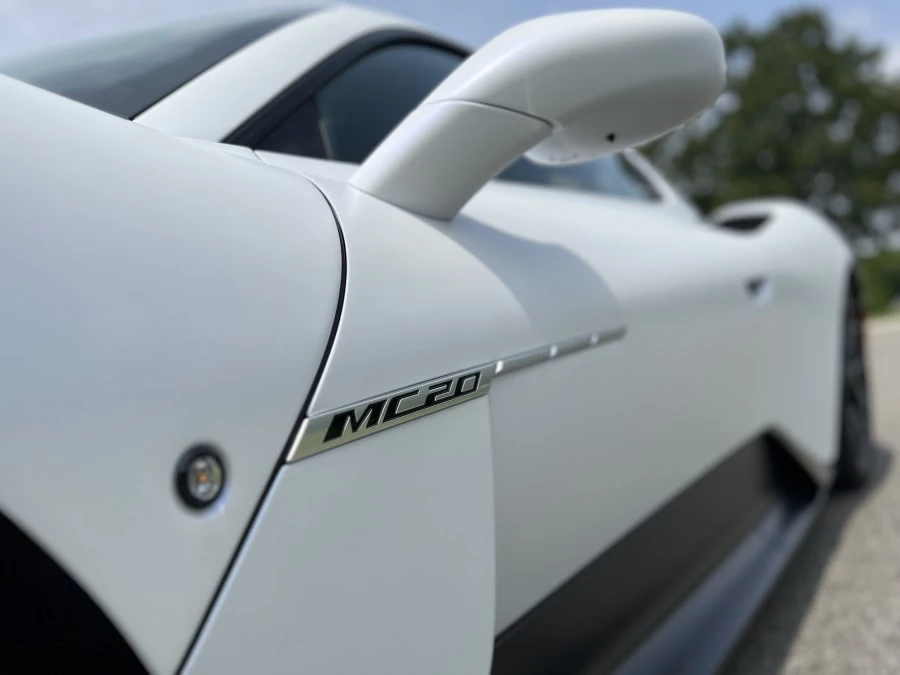 2022 Maserati MC20 - Image 13 of 26