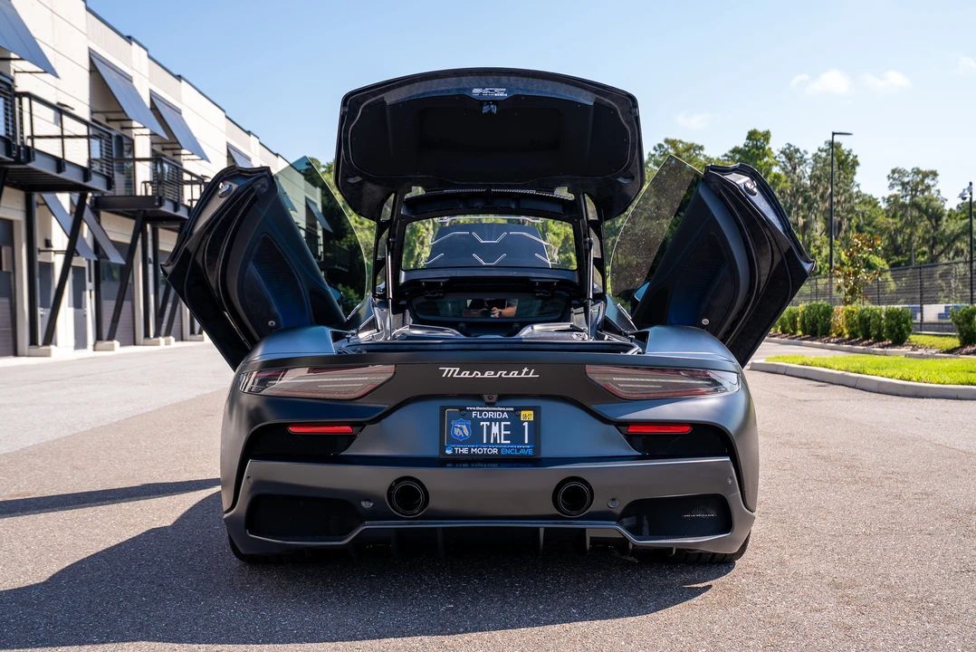2022 Maserati MC20 - Image 14 of 31