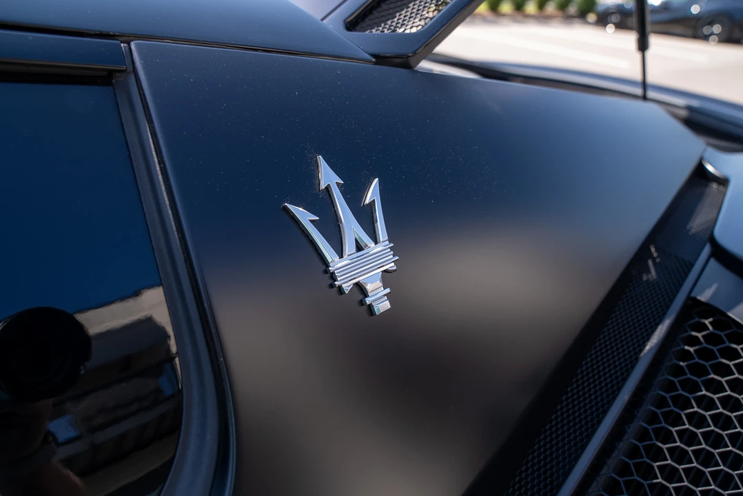 2022 Maserati MC20 - Image 23 of 31