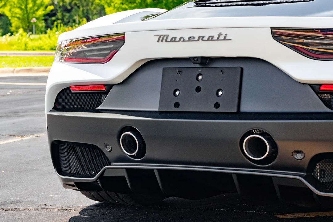 2022 Maserati MC20 - Image 23 of 31
