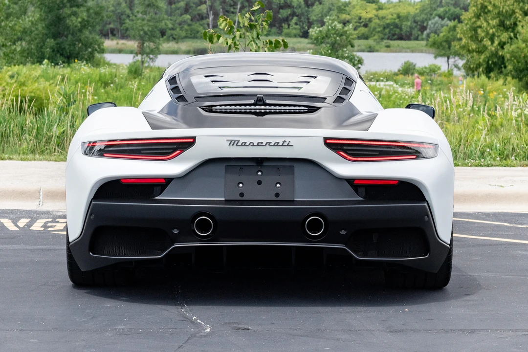 2022 Maserati MC20 - Image 12 of 31