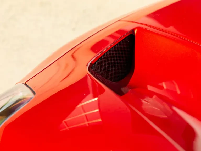 2022 Maserati MC20 - Image 27 of 31