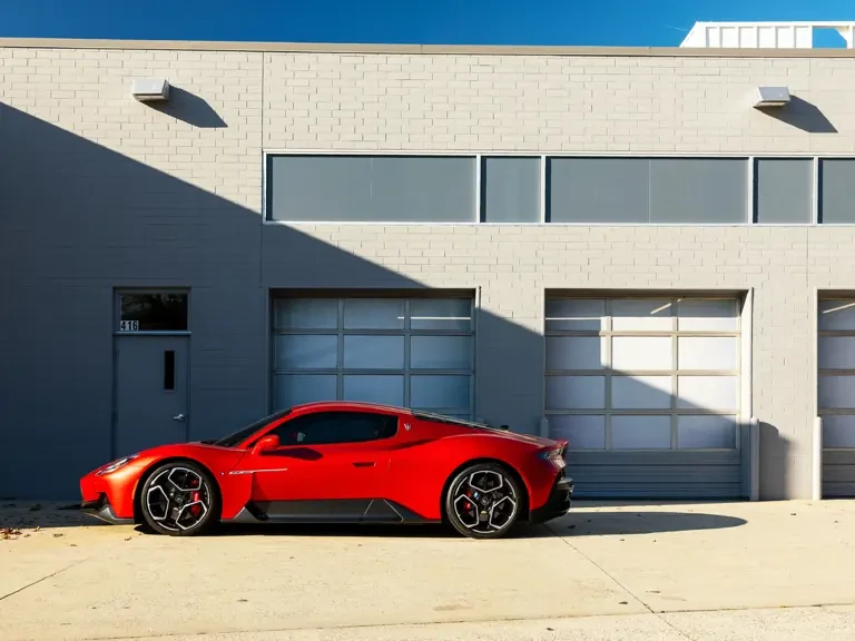 2022 Maserati MC20 - Image 7 of 31
