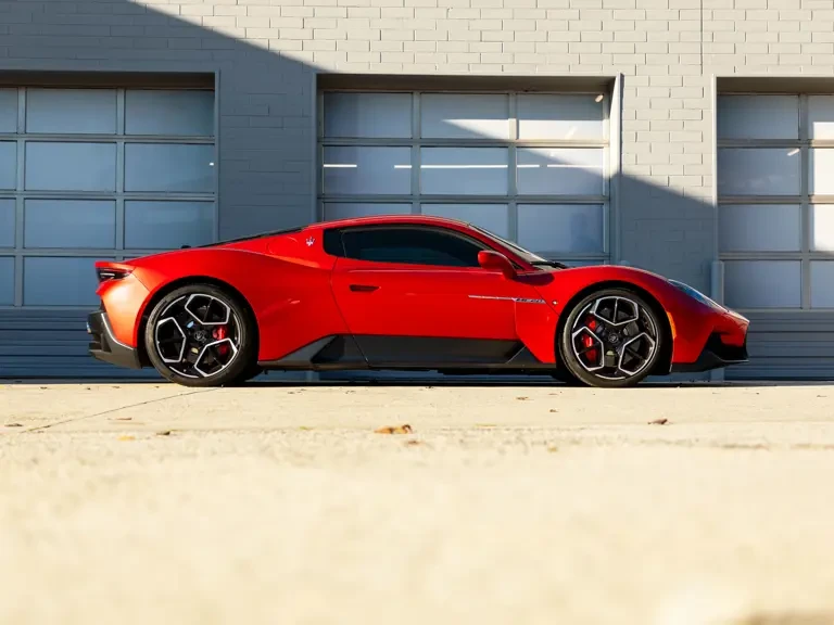 2022 Maserati MC20 - Image 6 of 31