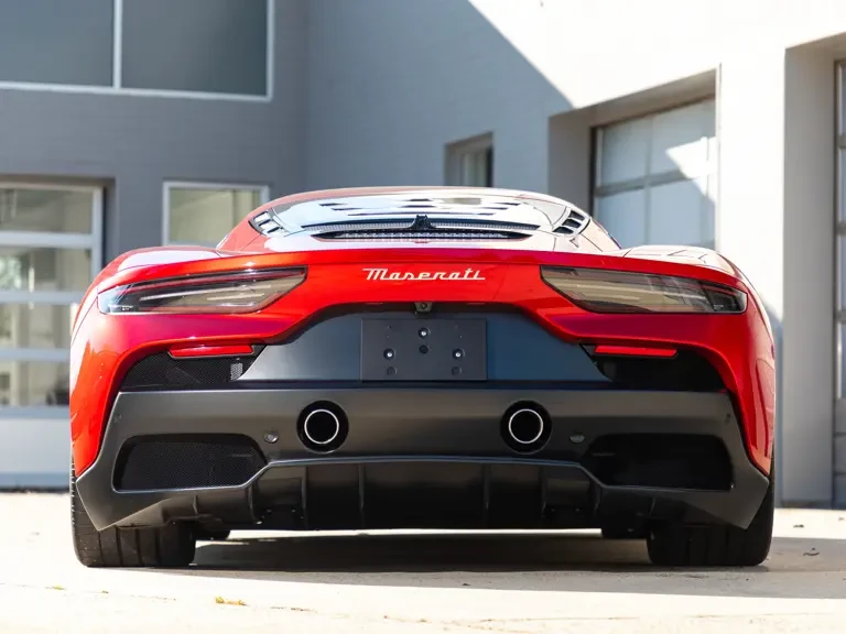 2022 Maserati MC20 - Image 10 of 31