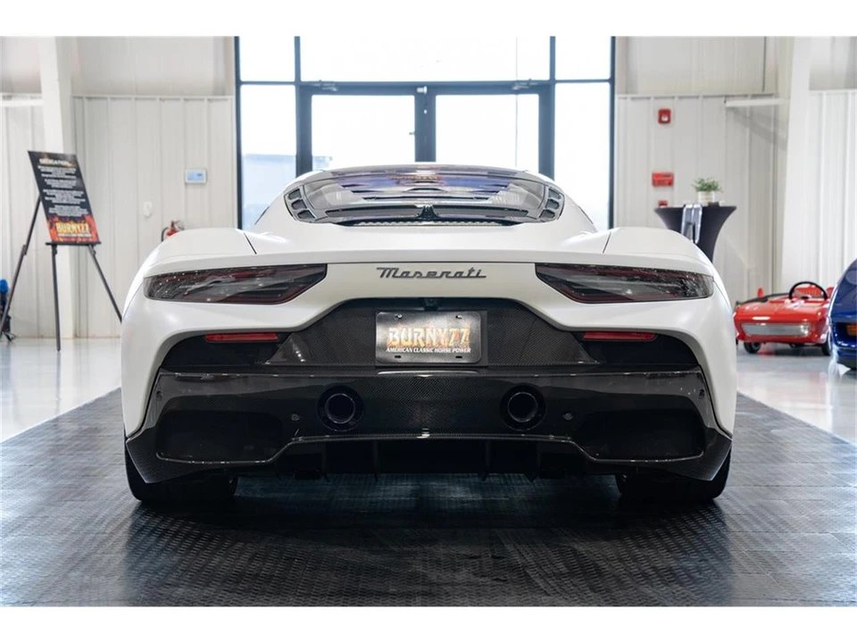 2022 Maserati MC20 - Image 9 of 31