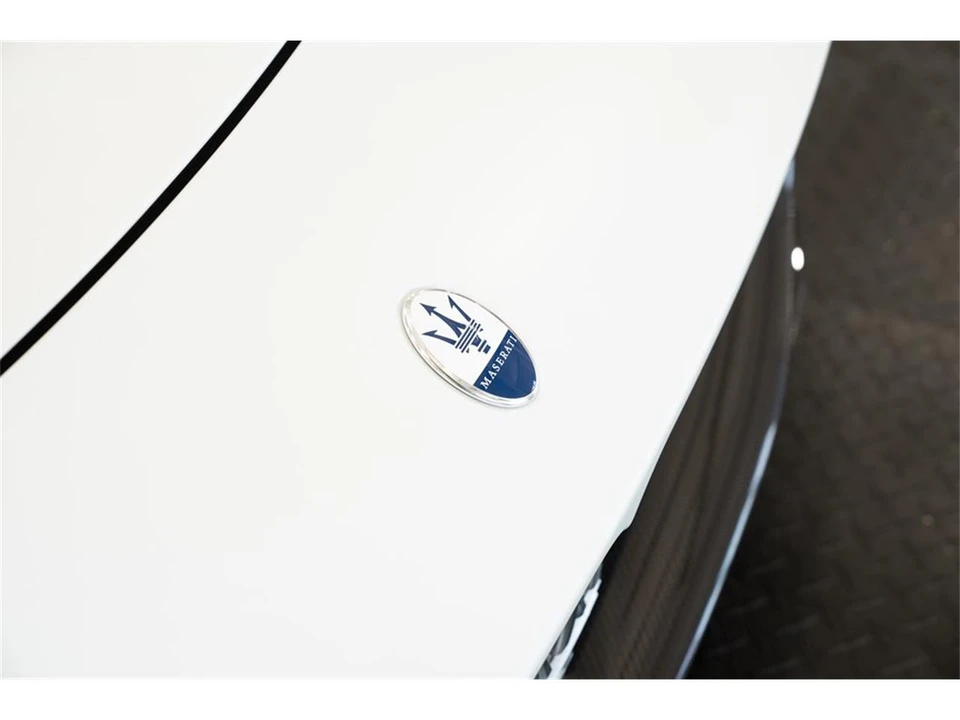 2022 Maserati MC20 - Image 23 of 31