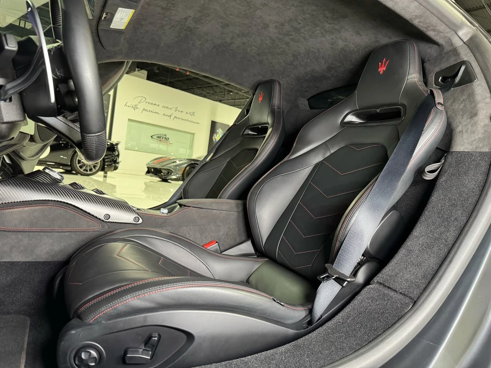 2022 Maserati MC20 - Image 18 of 21