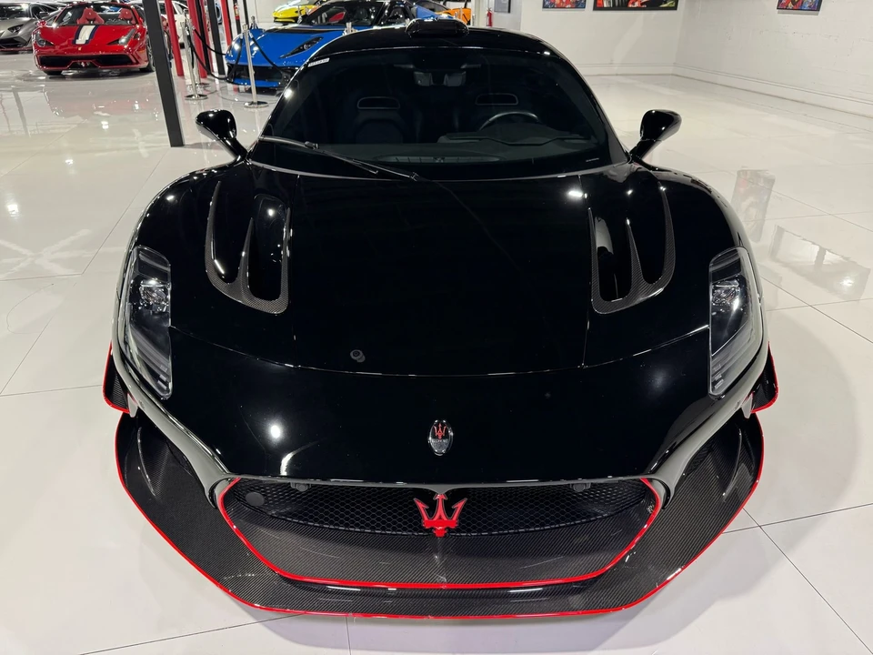 2022 Maserati MC20 - Image 2 of 21