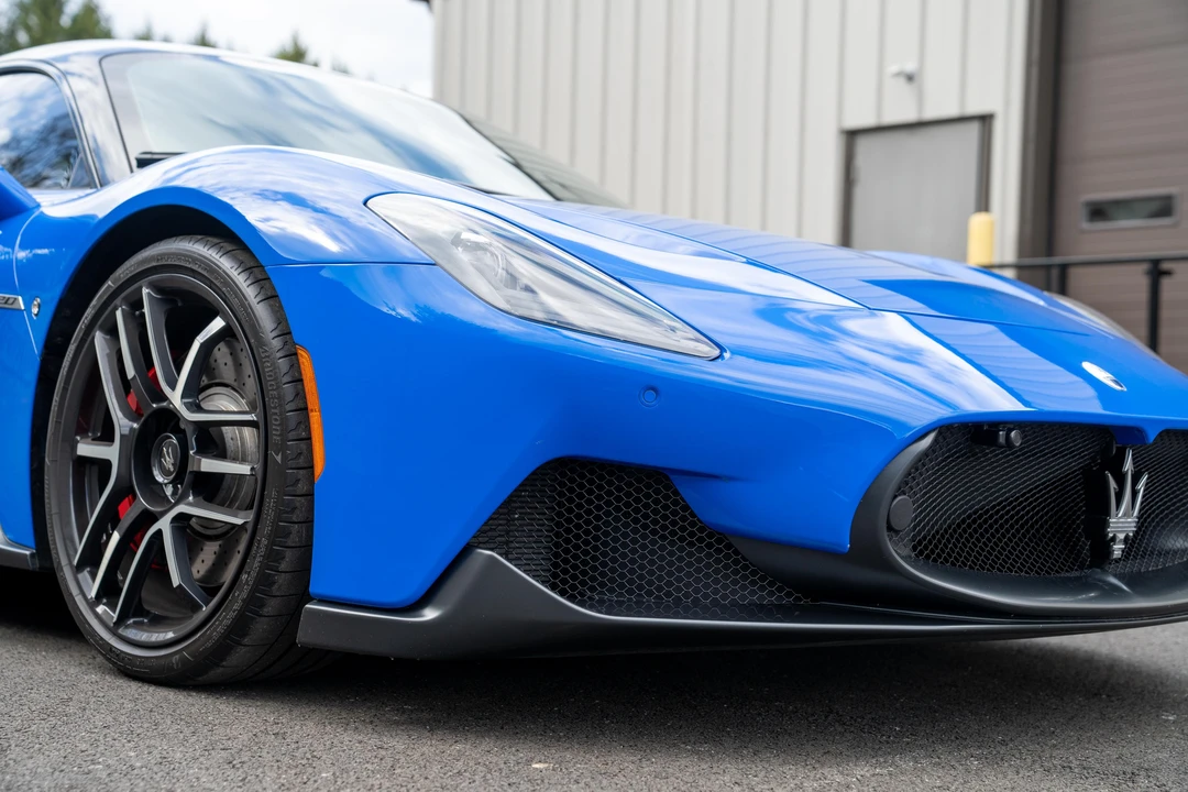 2022 Maserati MC20 - Image 24 of 31