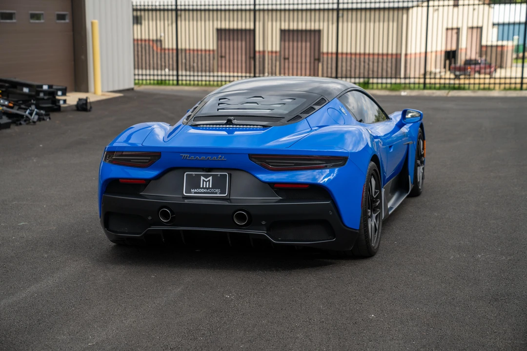 2022 Maserati MC20 - Image 15 of 31
