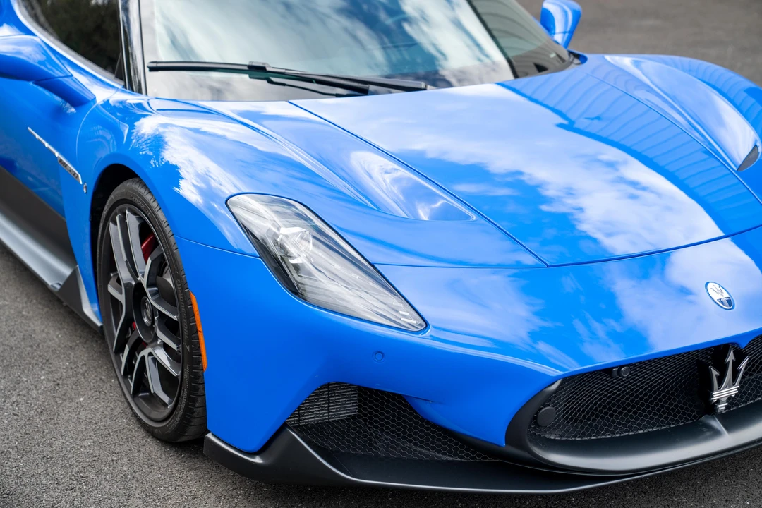 2022 Maserati MC20 - Image 25 of 31