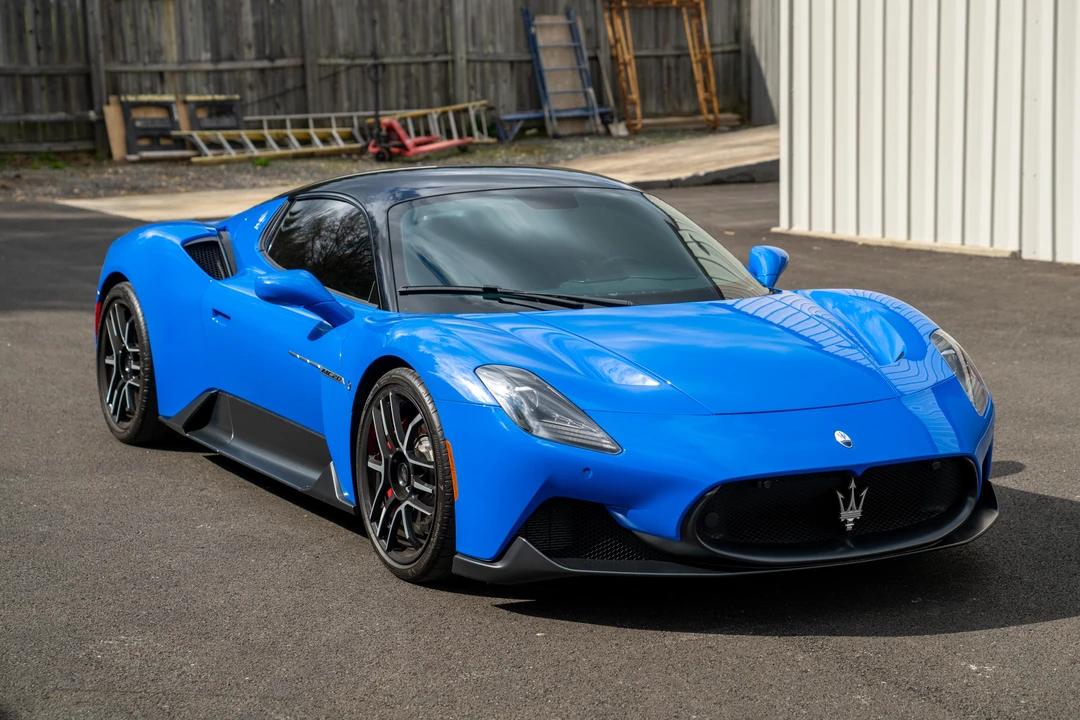 2022 Maserati MC20 - Image 22 of 31
