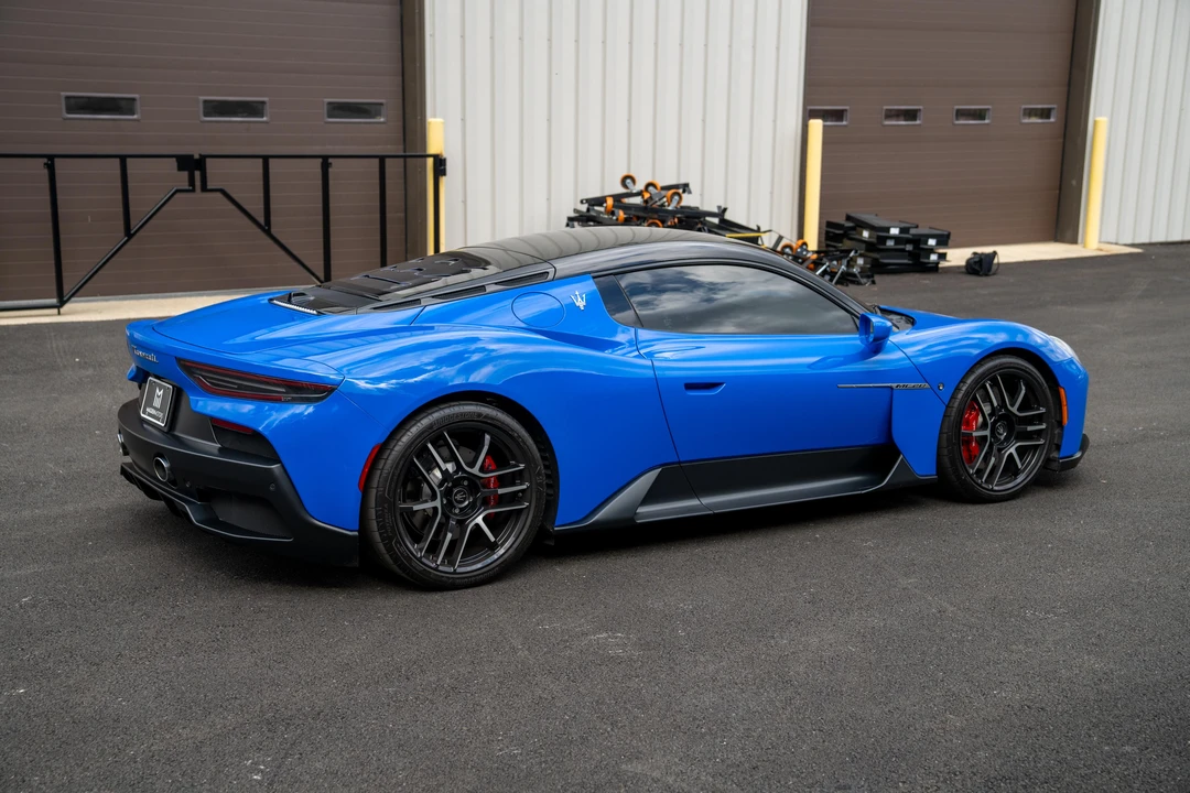 2022 Maserati MC20 - Image 16 of 31