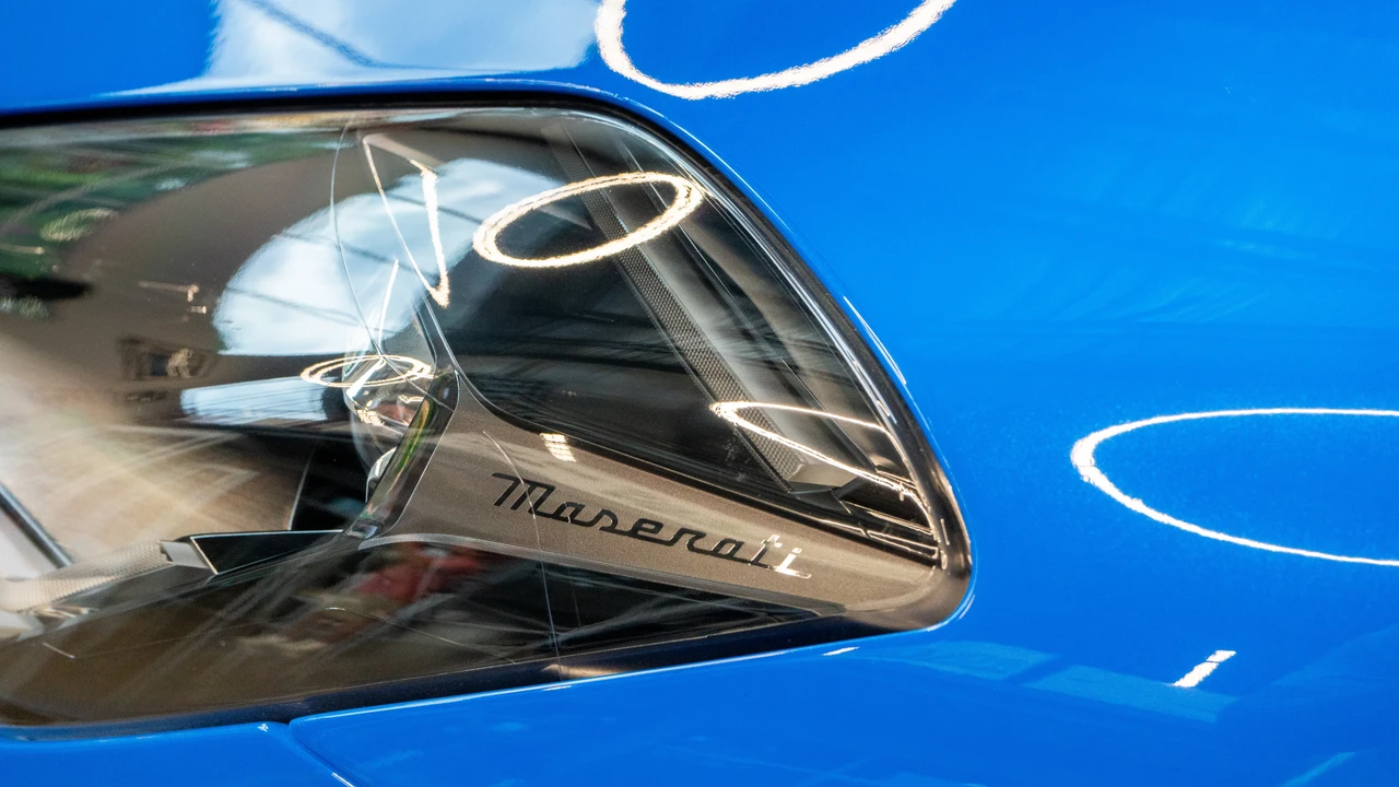 2022 Maserati MC20 - Image 15 of 31
