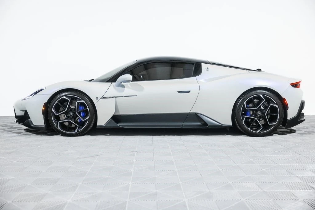 2022 Maserati MC20 - Image 13 of 21