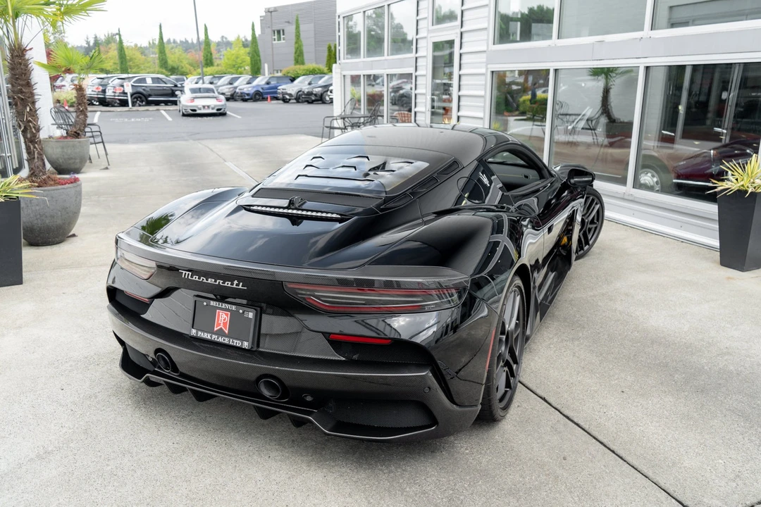 2022 Maserati MC20 - Image 6 of 31