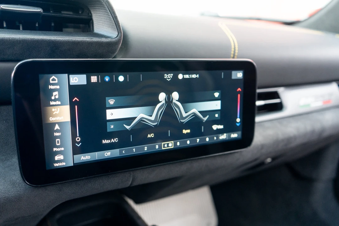 2022 Maserati MC20 - Image 22 of 31